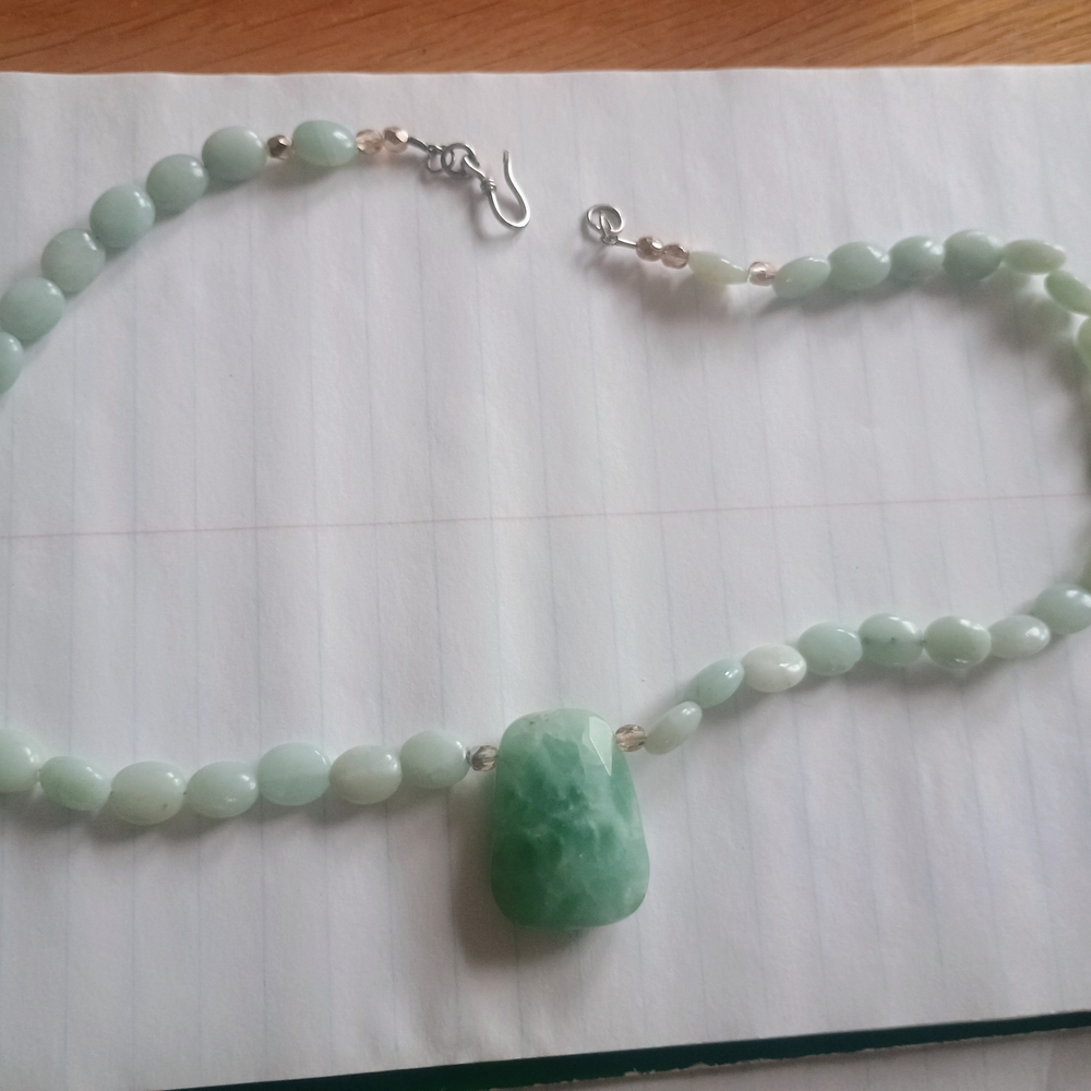 Natural Jadeite Necklace With Nugget Pendant